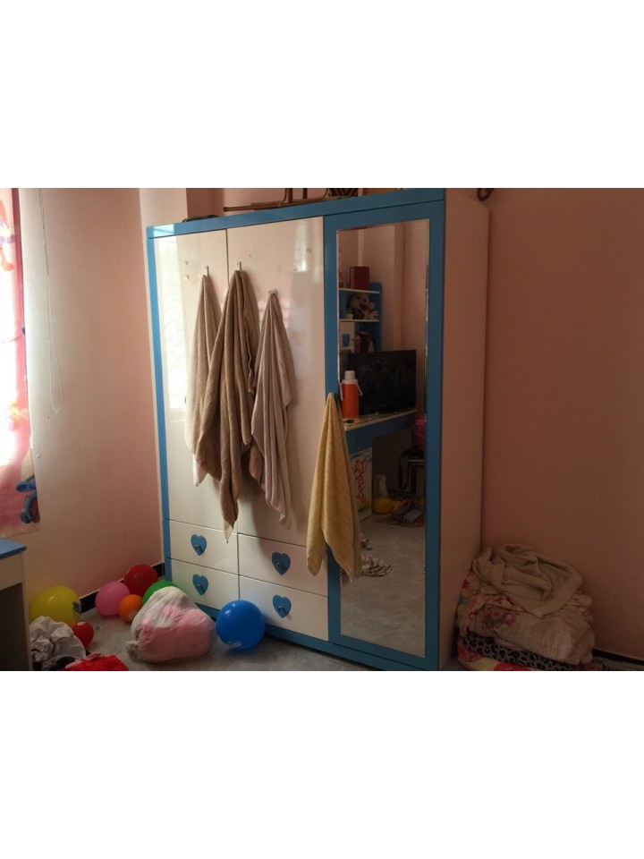 Thanh Lý Tủ Áo 3 Cánh Trắng 1m5 x 1m9